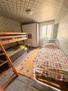 Maison de caractère en pierre, 121 m², 5 chambres avec belles dépendances sur 6 688 m² de terrain 148 500 €