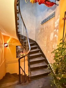 Maison de ville de 157m² avec potentiel local professionnel et dépendances, jardin 69 900 €