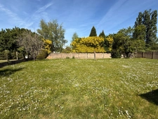 EN EXCLUSIVITE ! Maison en pierre de 136m², 2 garages sur terrain de 950m² 71 500 €