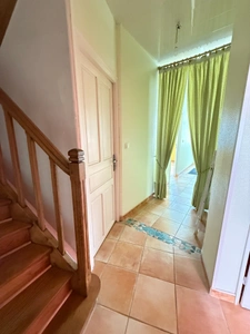En exclusivite ! Maison de village, 300m², 10 chambres avec dépendances sur 3489m² de terrain 178 500 €