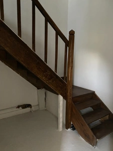 Maison de ville restaurée, 106m2 avec garage sur terrain 283m²  79 400 €