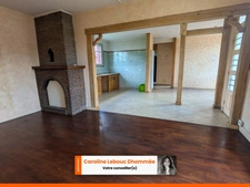 Maison sur sous sol 3 chambres garage et jardin