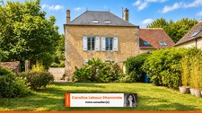 Maison de caractère 180 m² rénovée par architecte (travertin, laine de bois) sur jardin 700 m² — À l'orée de la forêt