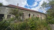 Perche Longère 80m² dépendances terrain 1ha
