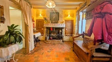 Logis du XVIe siècle dans le Perche – charme rare, dépendances 200 m² et jardin de 4000 m²