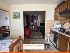 Maison de village mitoyenne à restaurer – Vente à terme libre – Opportunité à budget maîtrisé