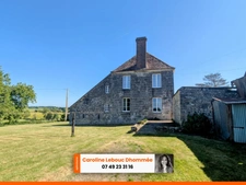 Manoir du 17ème siècle sur 3ha avec dépendances