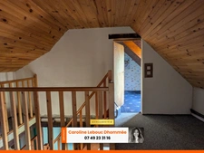 Longère en pierres 3 chambres à restaurer avec jardin et panneaux solaires en campagne