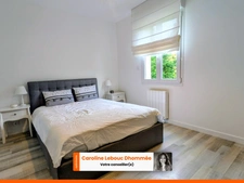 Maison contemporaine avec piscine chauffée et 1,8 hectare clos