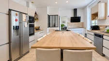 Demeure d'exception XVIIIe-XIXe de 450 m² sur parc clos 1 500 m² : Piscine couverte chauffée, sauna, suites et espace professionnel indépendant 73 m²