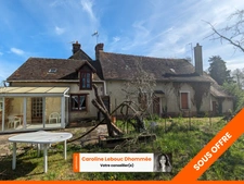 Longère à restaurer jardin et dépendances