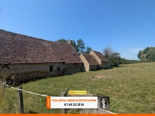 Hameau de plusieurs longères sur 2 hectares