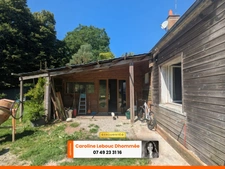 Hameau de plusieurs longères sur 2 hectares