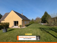 Maison contemporaine rénovée avec sous-sol complet – Prestations de qualité 