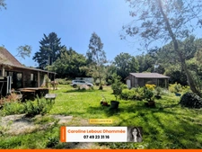 Hameau de plusieurs longères sur 2 hectares