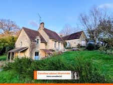 Perche – Hameau ancien avec vue panoramique exceptionnelle, site rare à La Perrière