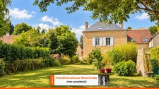 Maison de caractère 180 m² rénovée par architecte (travertin, laine de bois) sur jardin 700 m² — À l'orée de la forêt