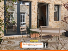 Maison ancienne en pierre et sa dépendance d'amis (105 m² au sol) autour d'une cour paysagée en ville