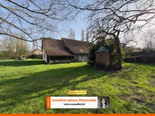 Logis du XVIe siècle dans le Perche – charme rare, dépendances 200 m² et jardin de 4000 m²