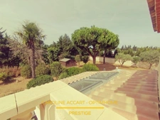 Maison de caractère; 9 pièces  (83)