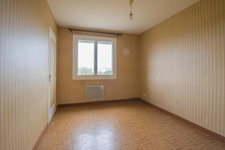 Maison 4 chambres avec terrain constructible à vendre à Guichen – Proche centre-ville