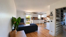 BEL APPARTEMENT T2 RENOVE AVEC TERRASSE