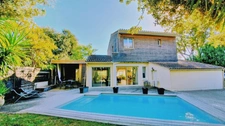 Belle maison rénovée de 6 pièces avec garage véranda et piscine
