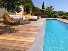 BELLE MAISON DE VILLAGE 7P AVEC JARDIN GARAGE ET PISCINE