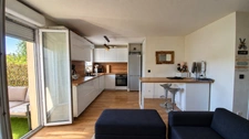 BEL APPARTEMENT T2 RENOVE AVEC TERRASSE