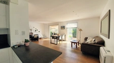 Belle maison rénovée de 6 pièces avec garage véranda et piscine