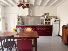 Maison à vendre 4 pièces MORTAGNE SUR SEVRE (85)
