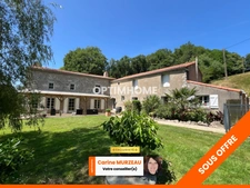Propriete à vendre 8 pièces MORTAGNE SUR SEVRE (85)