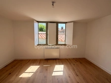 Appartement à vendre 3 pièces MORTAGNE SUR SEVRE (85)