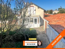 Maison à vendre 4 pièces MORTAGNE SUR SEVRE (85)