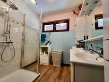 APPARTEMENT T4 TRAVERSANT - EVIAN LES BAINS VUE LAC (74)