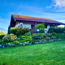 Maison SAINT PAUL EN CHABLAIS 2350m2 de terrain constructible - VUE LAC (74)