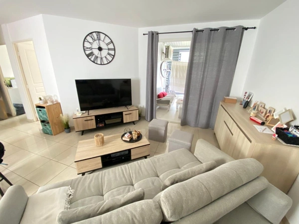 Appartement à vendre 3 pièces  (974)