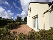 MAISON À VENDRE - RÉNOVÉE EN 2024 – 3 CHAMBRES – SOUS-SOL COMPLET – GARAGE et JARDIN – LISIEUX (14100)