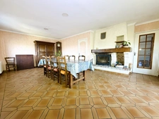 Maison 6 pièces, 5 chambres-Grand séjour-Vue panoramique-Sous-sol complet avec grand garage-Jardin aménagé