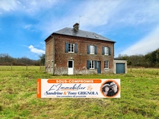 Maison à vendre 4 pièces - Garage et Jardin - ECORCHES (61)