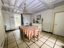 ÉLÉGANTE MAISON DE MAITRE AVEC TOIT MANSART, PARC ARBORÉ, VERGER ET DÉPENDANCES – PROCHE MÉZIDON-VALLÉE-D'AUGE