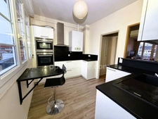 APPARTEMENT - 4 CHAMBRES - HYPER-CENTRE LISIEUX (14100)