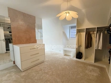 MAISON À VENDRE - RÉNOVÉE EN 2024 – 3 CHAMBRES – SOUS-SOL COMPLET – GARAGE et JARDIN – LISIEUX (14100)