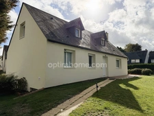 MAISON À VENDRE - RÉNOVÉE EN 2024 – 3 CHAMBRES – SOUS-SOL COMPLET – GARAGE et JARDIN – LISIEUX (14100)