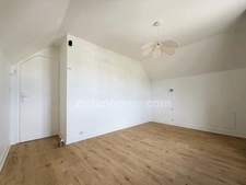 MAISON À VENDRE - RÉNOVÉE EN 2024 – 3 CHAMBRES – SOUS-SOL COMPLET – GARAGE et JARDIN – LISIEUX (14100)