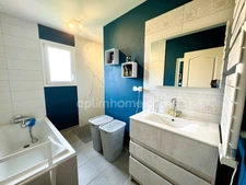 Maison à vendre 5 pièces - 3 chambres - jardin avec piscine hors sol