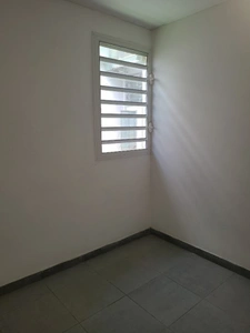 Fort de France - Zone Franche de Dillon - Maison 4 pièces  