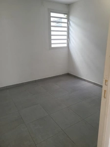 Fort de France - Zone Franche de Dillon - Maison 4 pièces  
