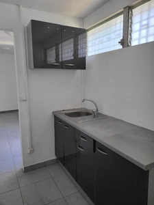 Fort de France - Zone Franche de Dillon - Maison 4 pièces  