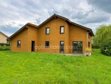 Chalet en bois 5 chambres avec terrain et garage - Proche Belgique et Luxembourg